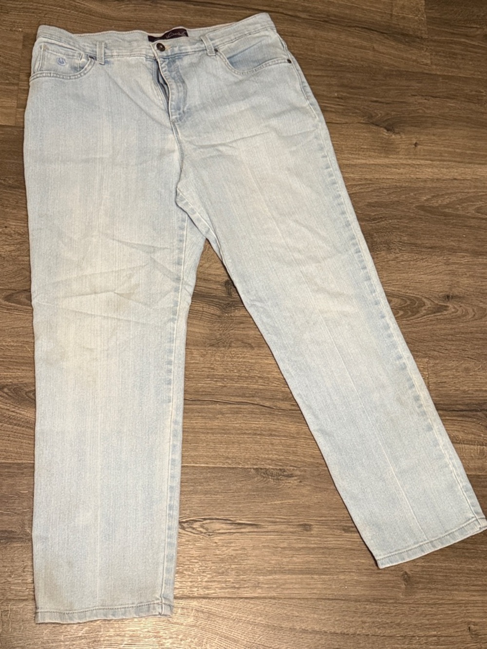 Size 14 Short Gloria Vanderbilt “Amanda”